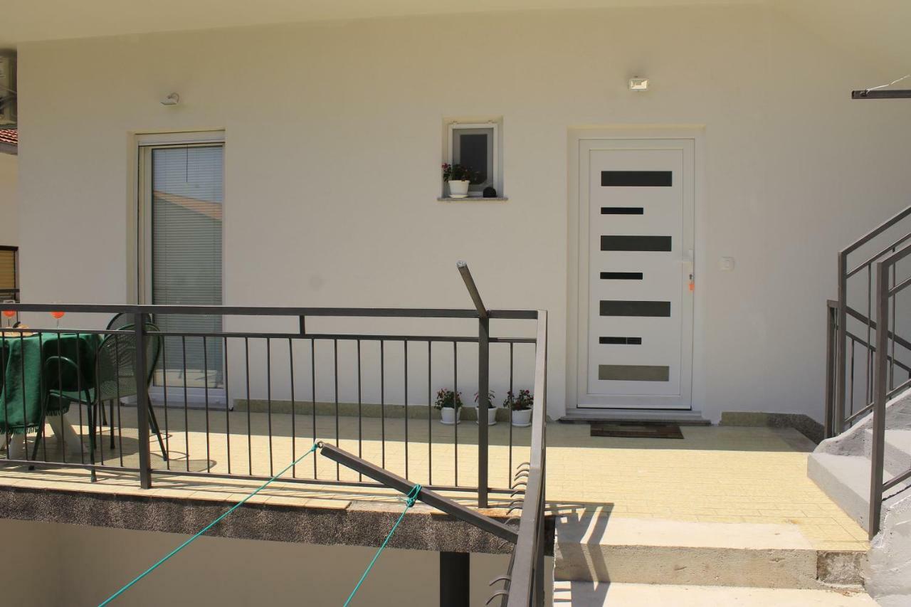 Apartments Valentino Gradac  Zewnętrze zdjęcie