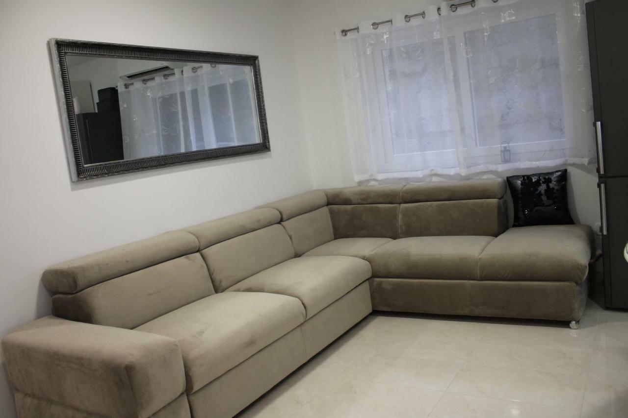 Apartments Valentino Gradac  Zewnętrze zdjęcie