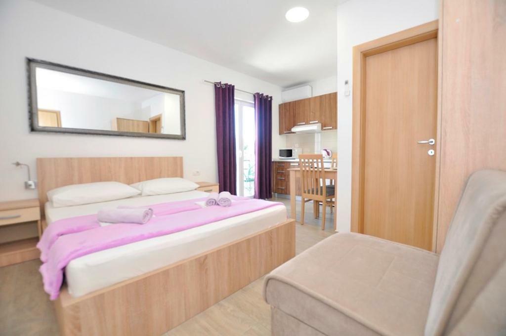 Apartments Valentino Gradac  Zewnętrze zdjęcie