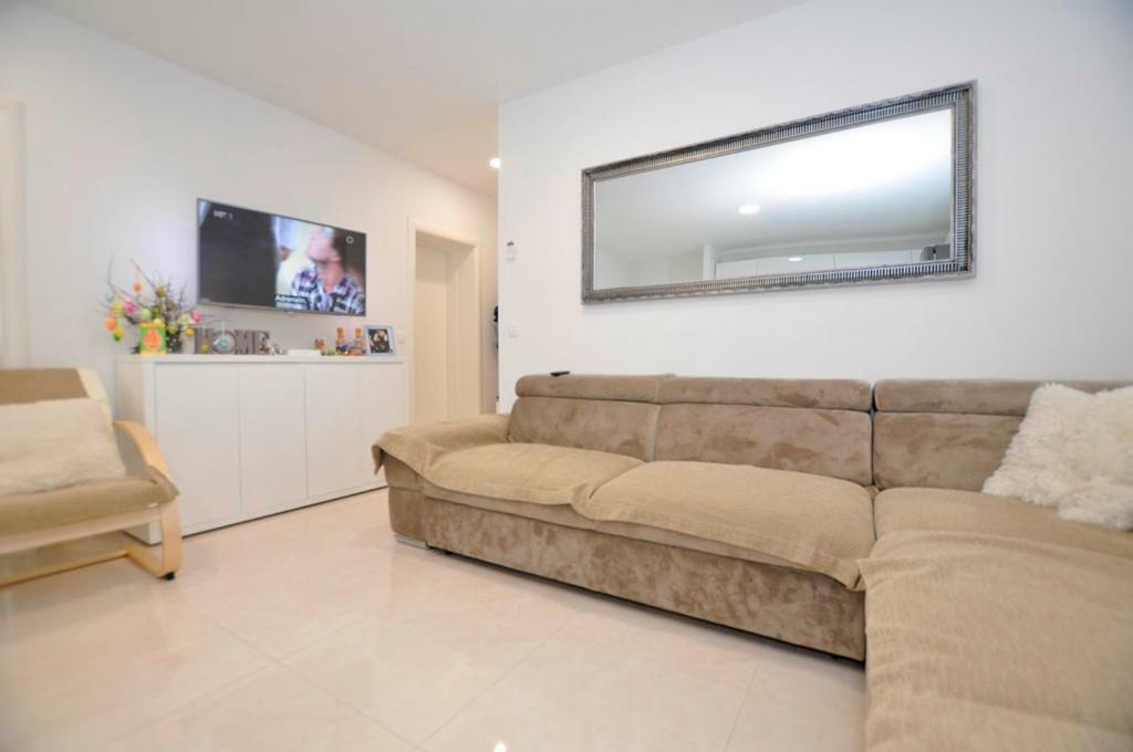 Apartments Valentino Gradac  Zewnętrze zdjęcie
