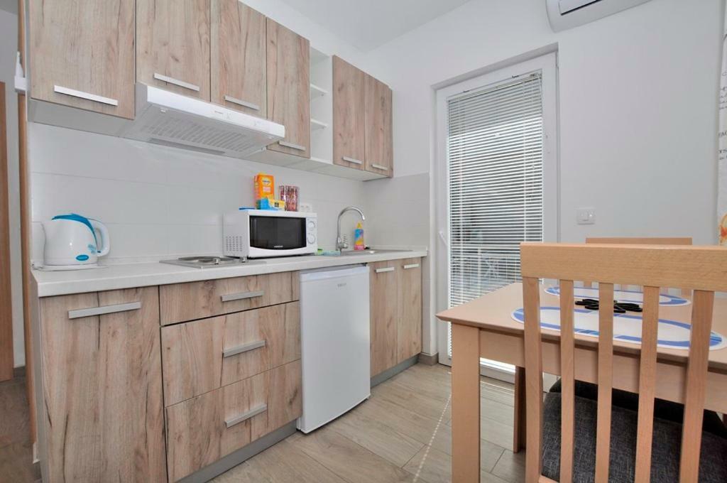 Apartments Valentino Gradac  Zewnętrze zdjęcie